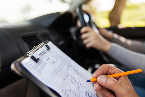 What’s In The Driving Test? Explaining How You’ll Be Tested | LTrent Driving Lessons