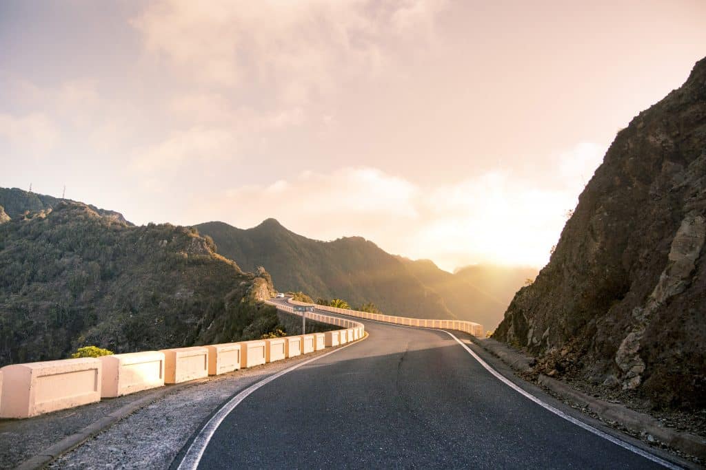 How Do You Drive in the Mountains Safely? | LTrent Driving Lessons