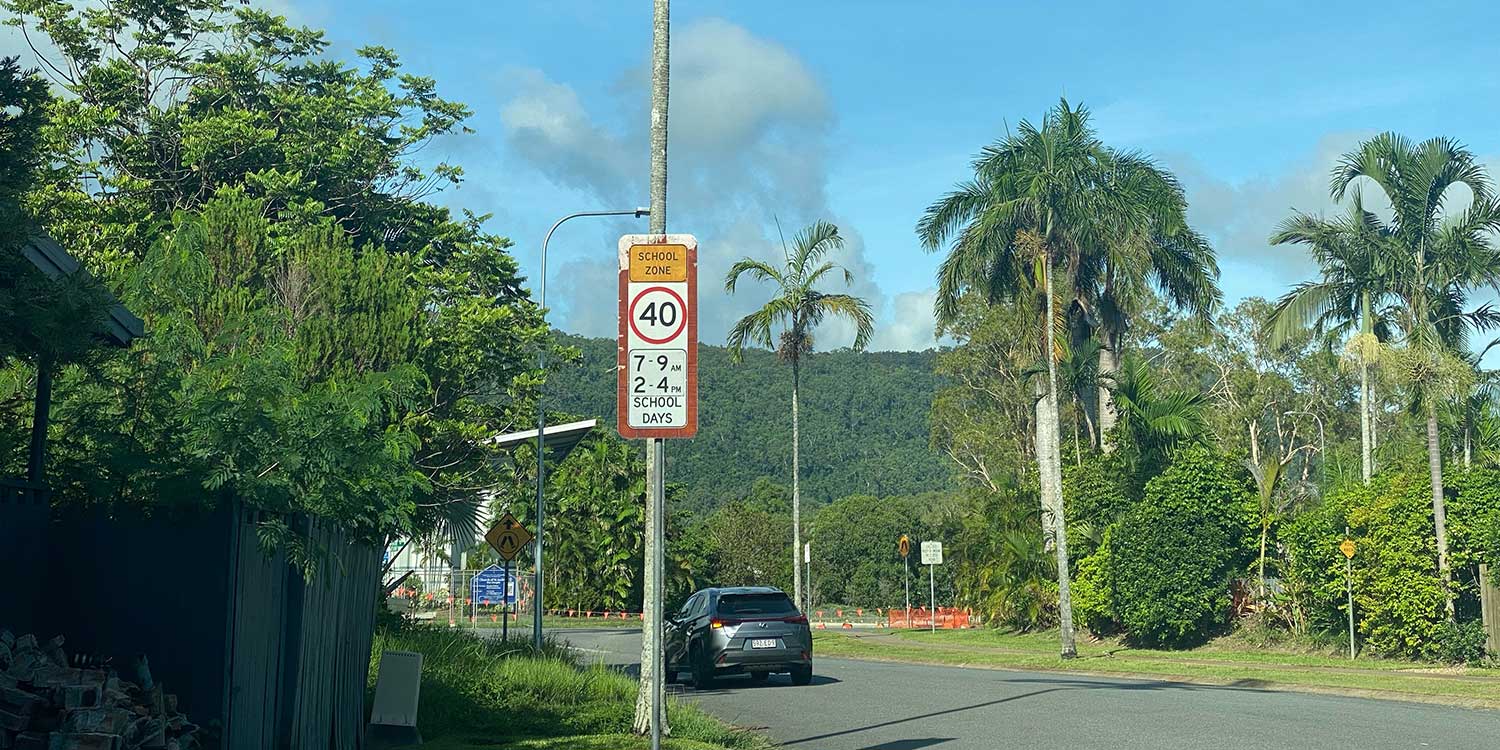Driving in School Zones in QLD | School Sign QLD